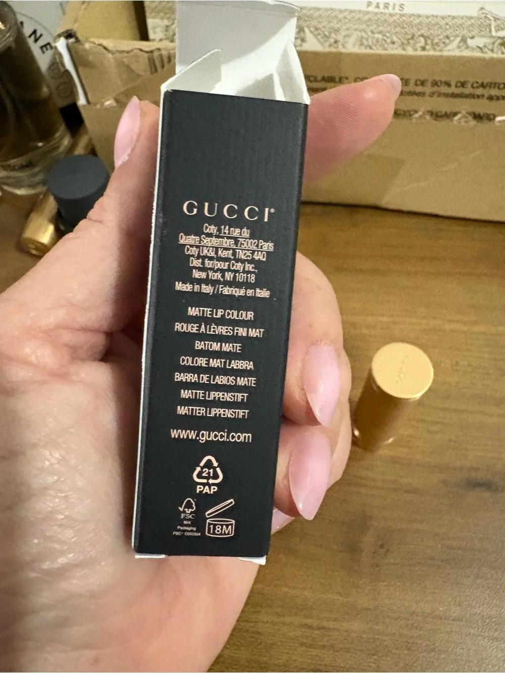 Gucci Rouge a Levres Mat Lipstick - Cassie Magenta 404 NIB